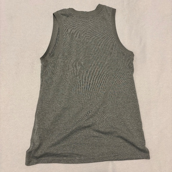 Nike Tank Top - Picture 2 of 2